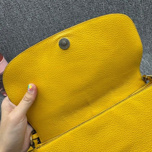GUCCI Soho Yellow Leather Shoulder Bag 650-080825 - Picture 11 of 15